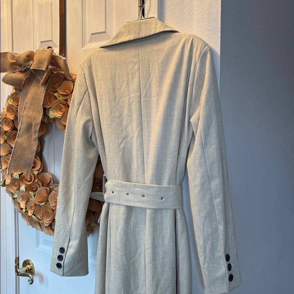 Avec Les Filles Long Trench Coat Belted Tan Size XS EUC - Picture 4 of 5